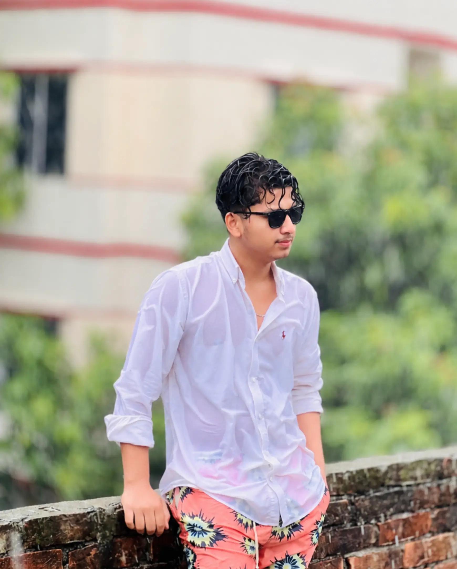 @𝗦 𝗛 𝗨 𝗩 𝗢 ツ 🖤🕊️