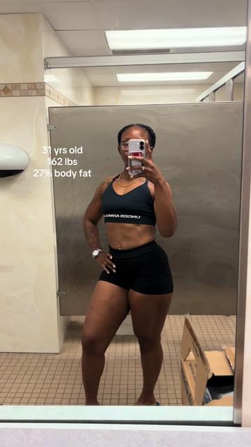 @deliahnicole1