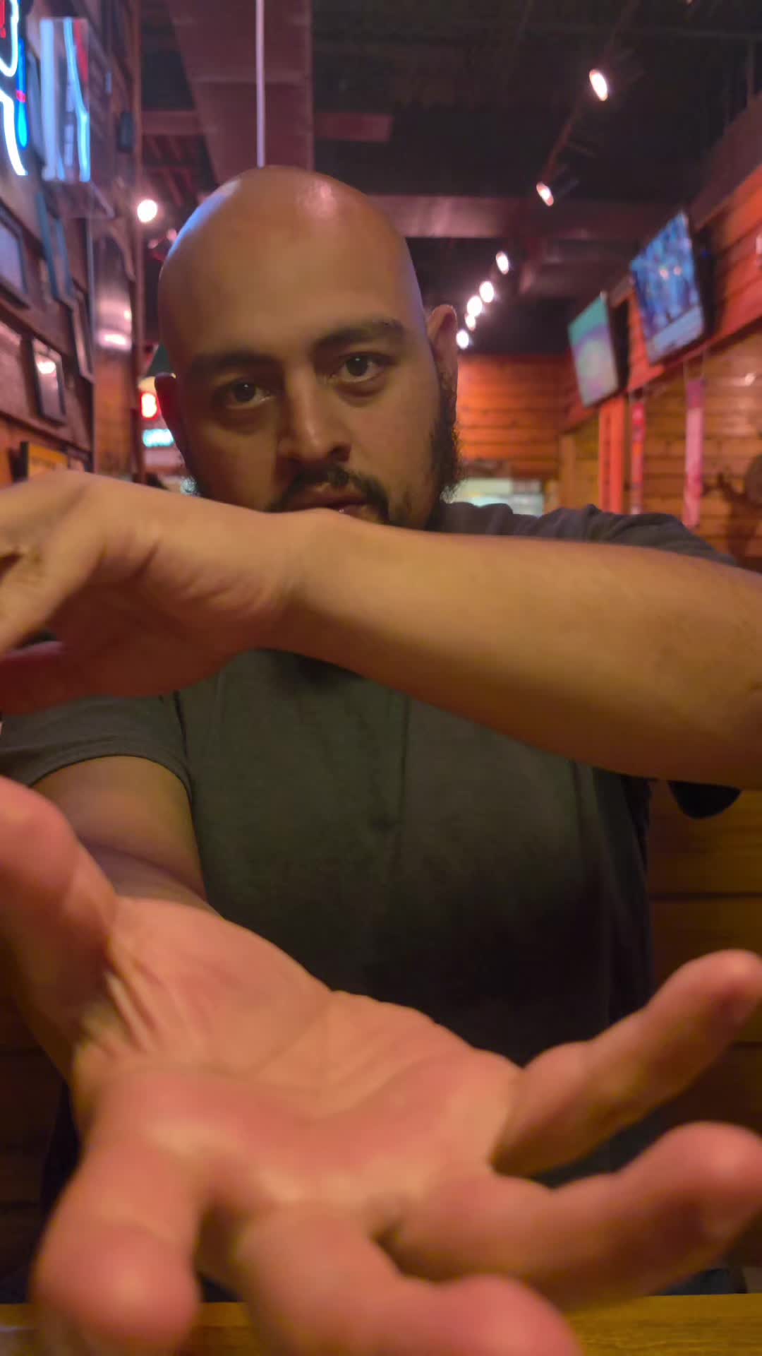 @Ezzz