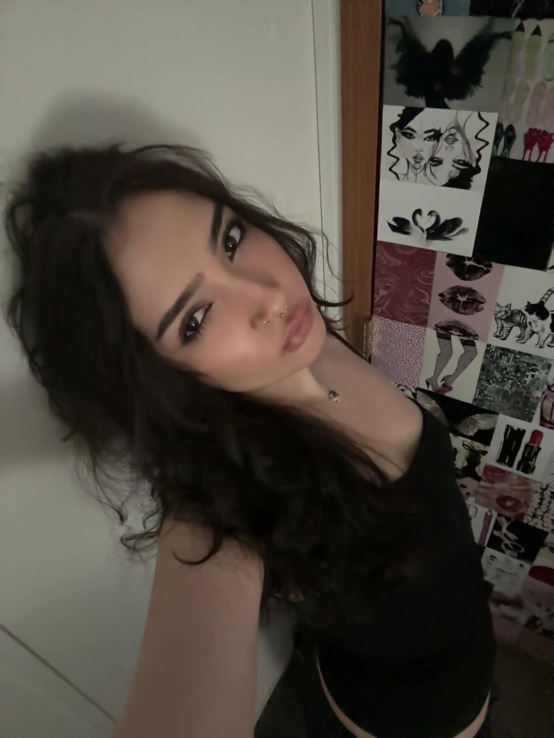 @superhotultrasexygirl