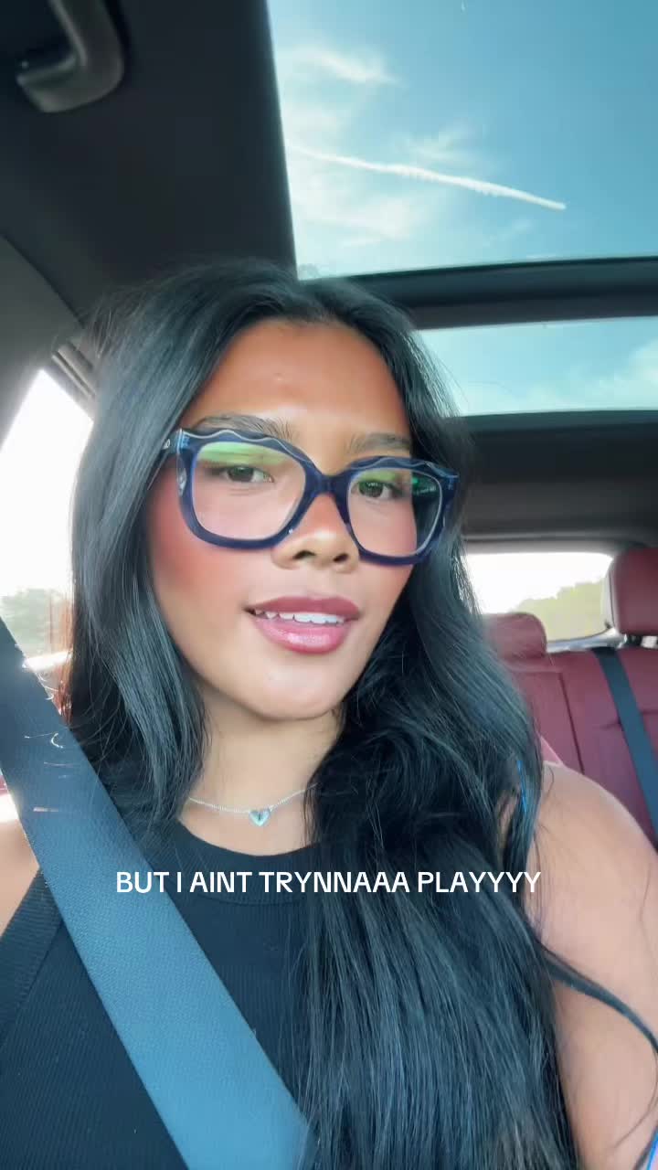 @randomhotbrowngirl