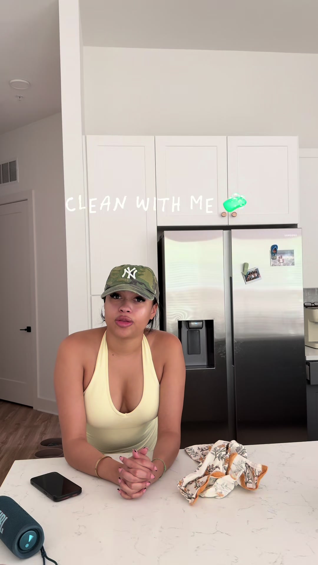 @Bella