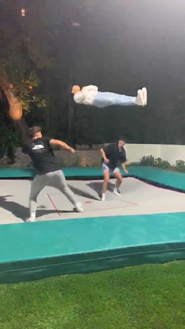@o l d   t i k t o k