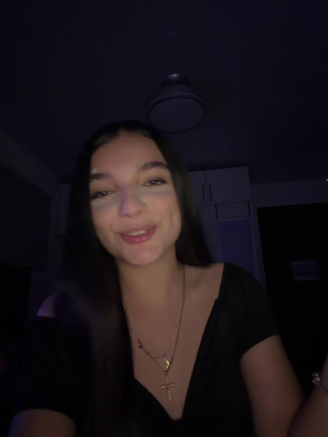 @𝒱𝒶𝓁𝑒 👸🏻