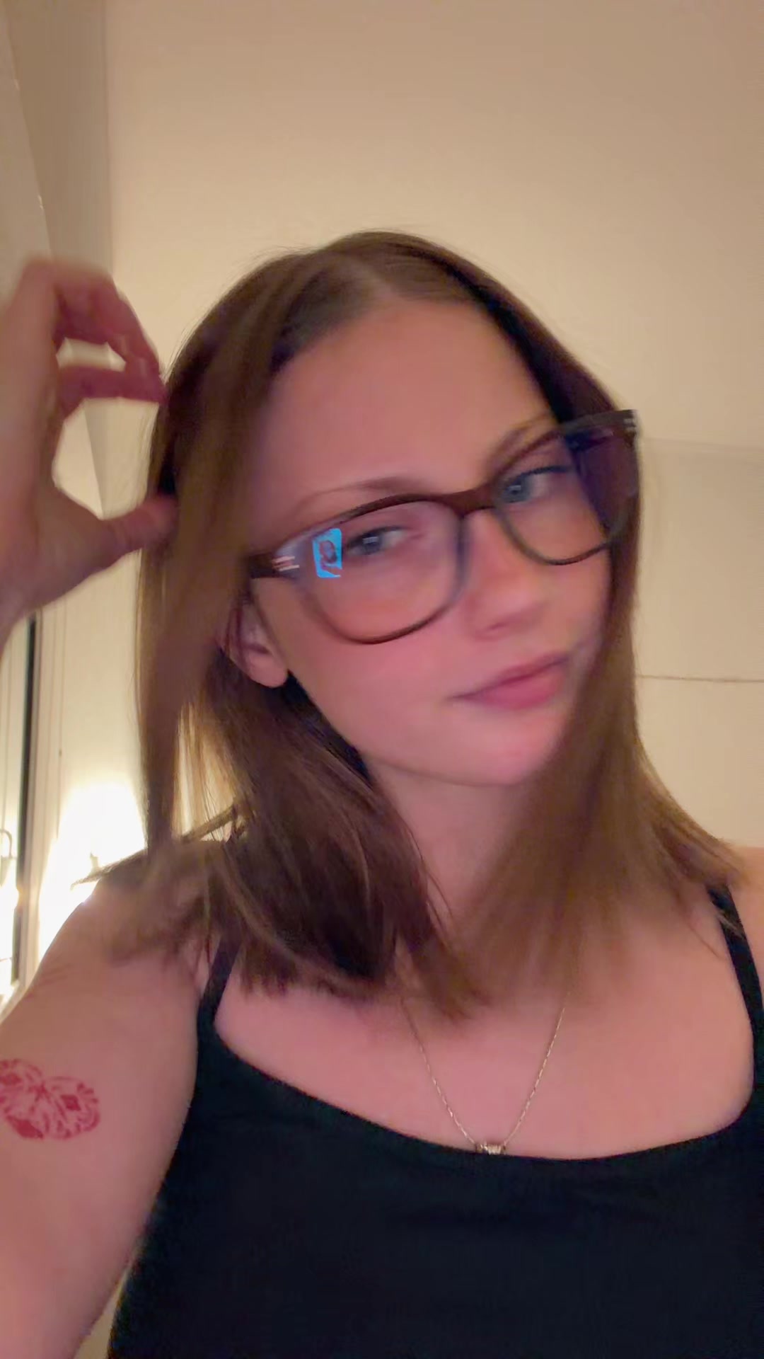 @abru
