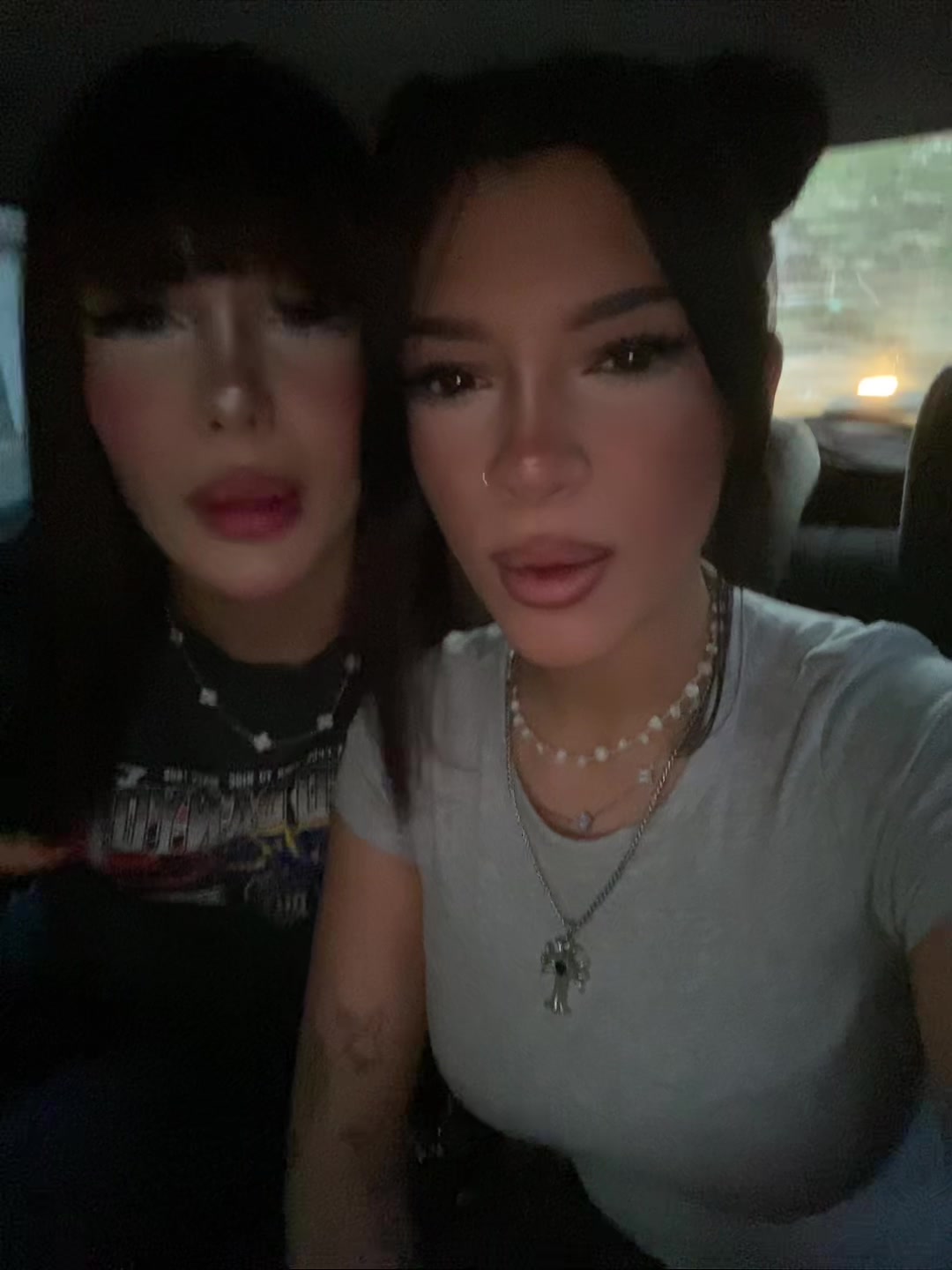 @melika