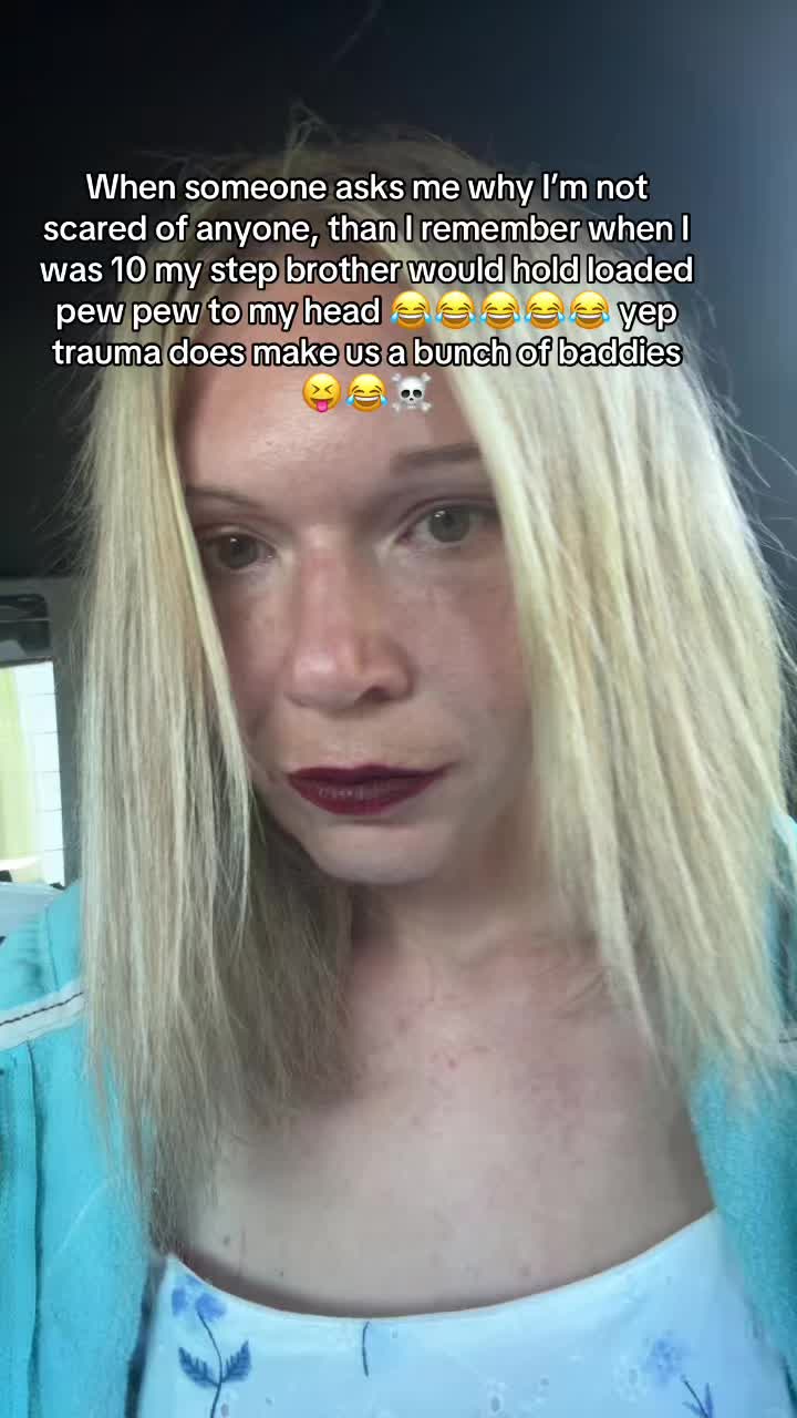 @dumbblondewholovestobake