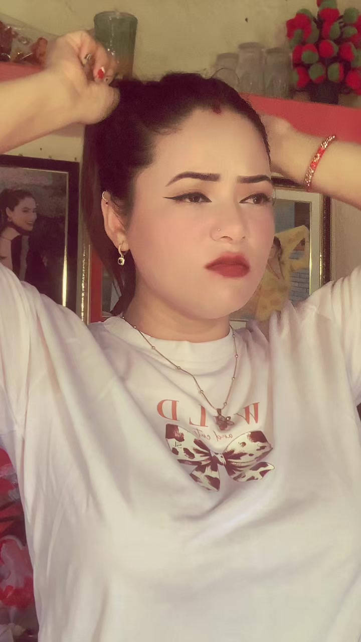 @karishmabishowkar0