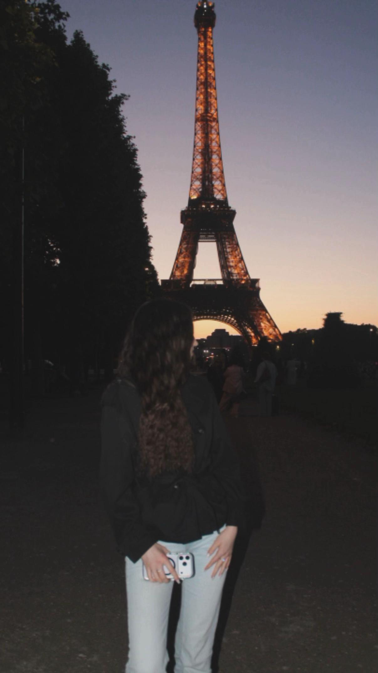@𝒜𝓃𝓰ℯ𝓁𝒾𝓃𝒶
