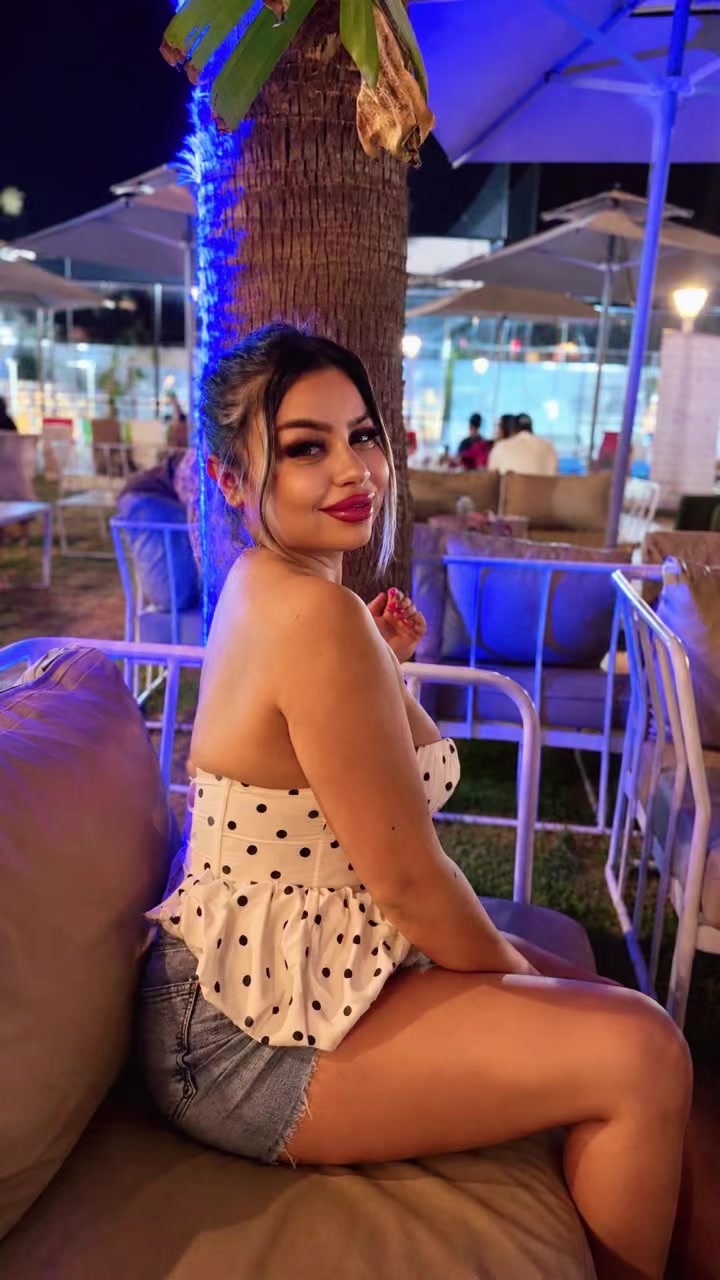 @🦋Tr&egrave;s Chic🦋