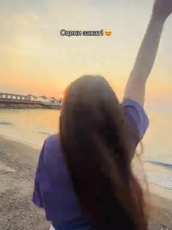 @тупая😔😭