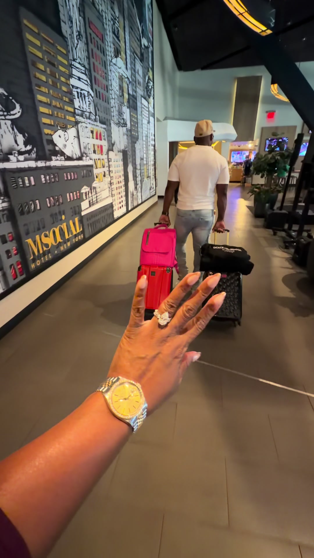 @Gina Bina