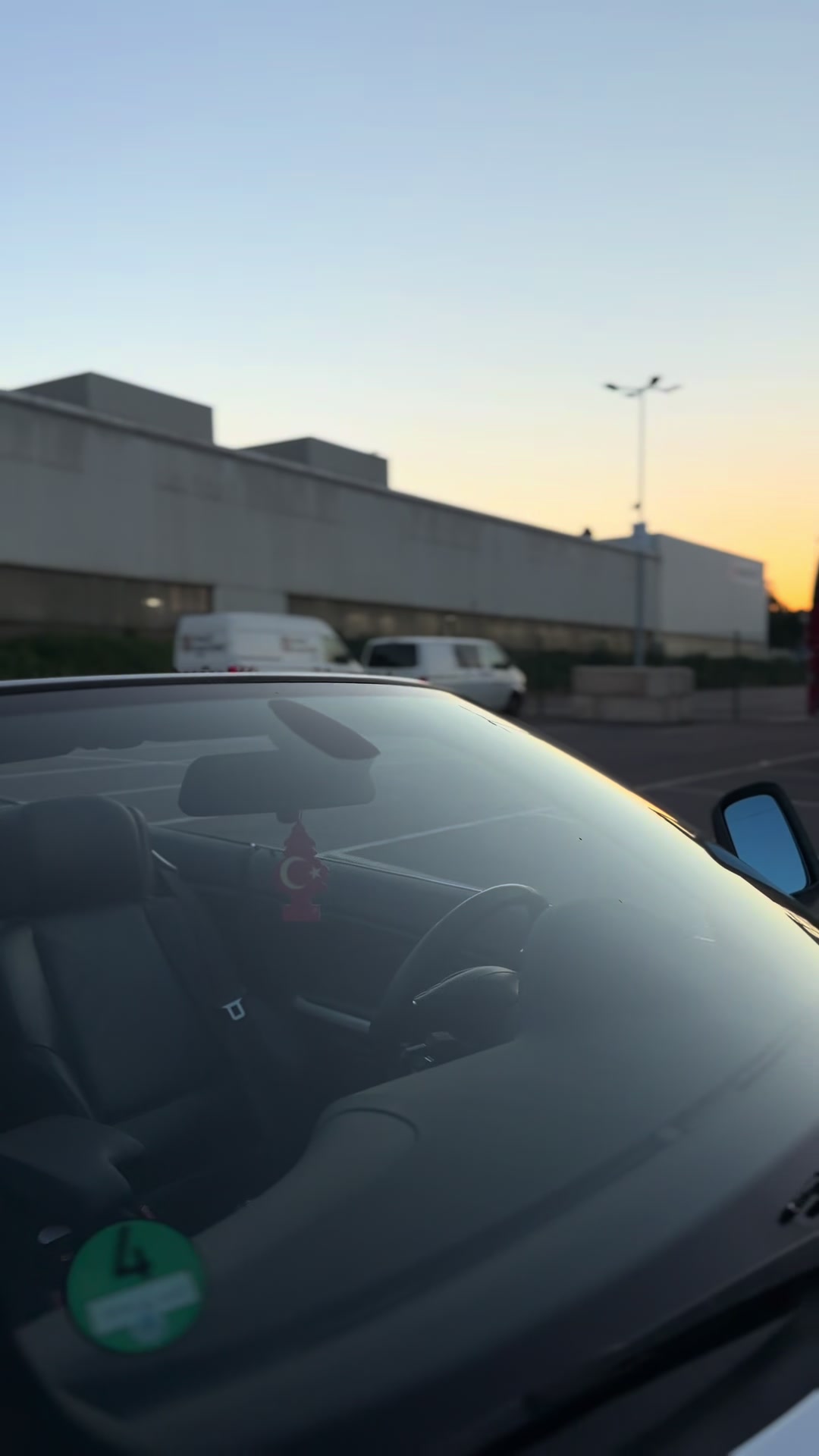 @H&uuml;ss74