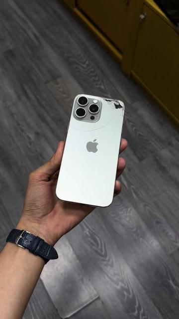 @iPhone Store Baku