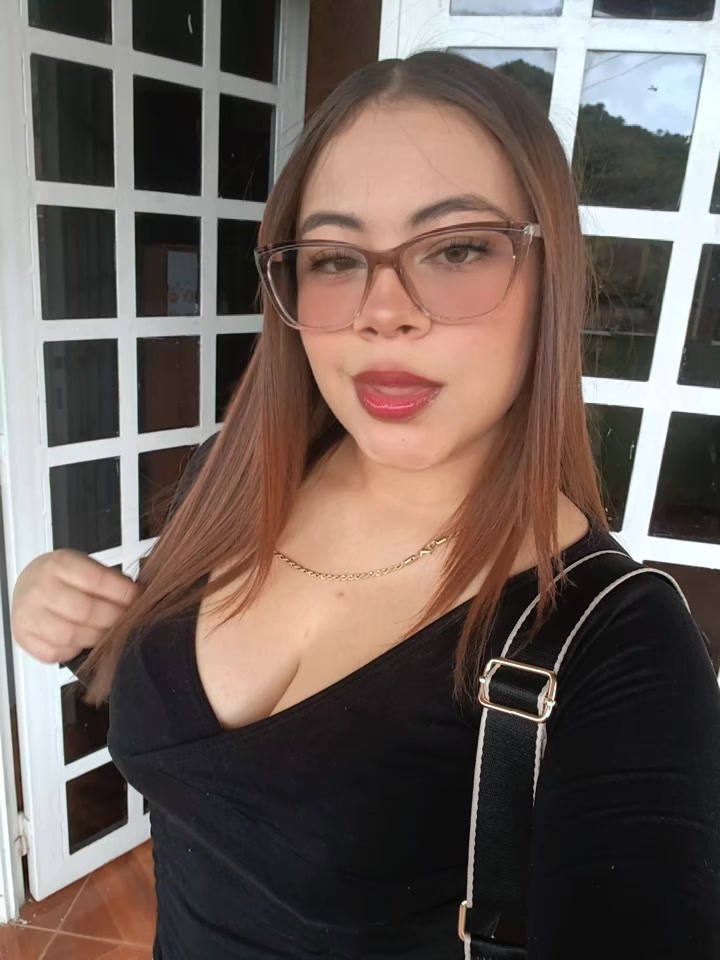 @Mᥫ᭡
