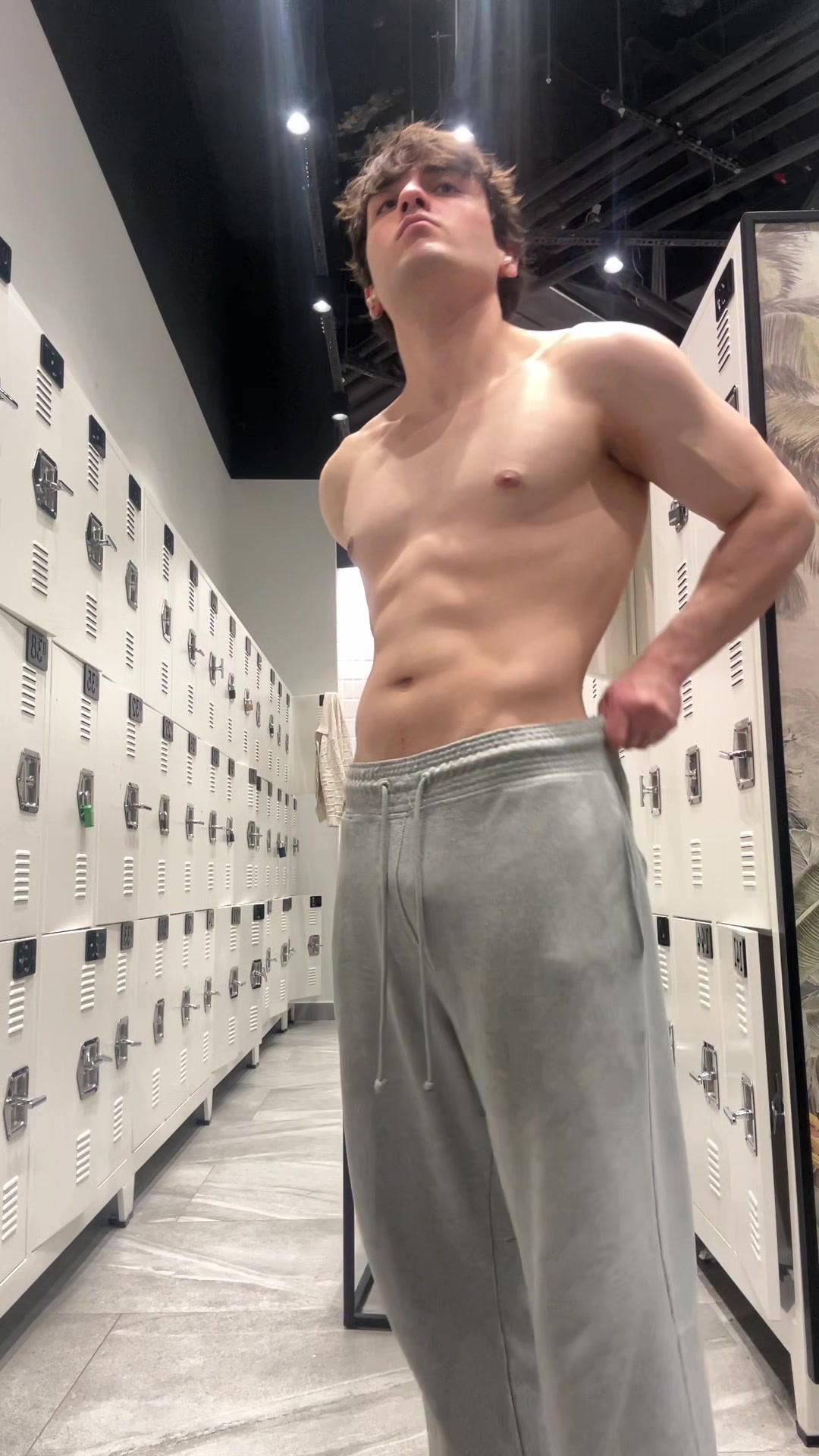 @t