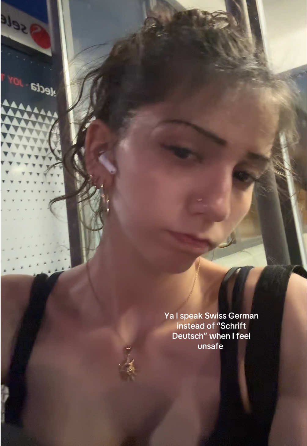 @￶