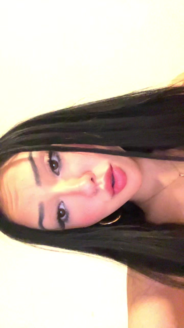 @Esmeralda