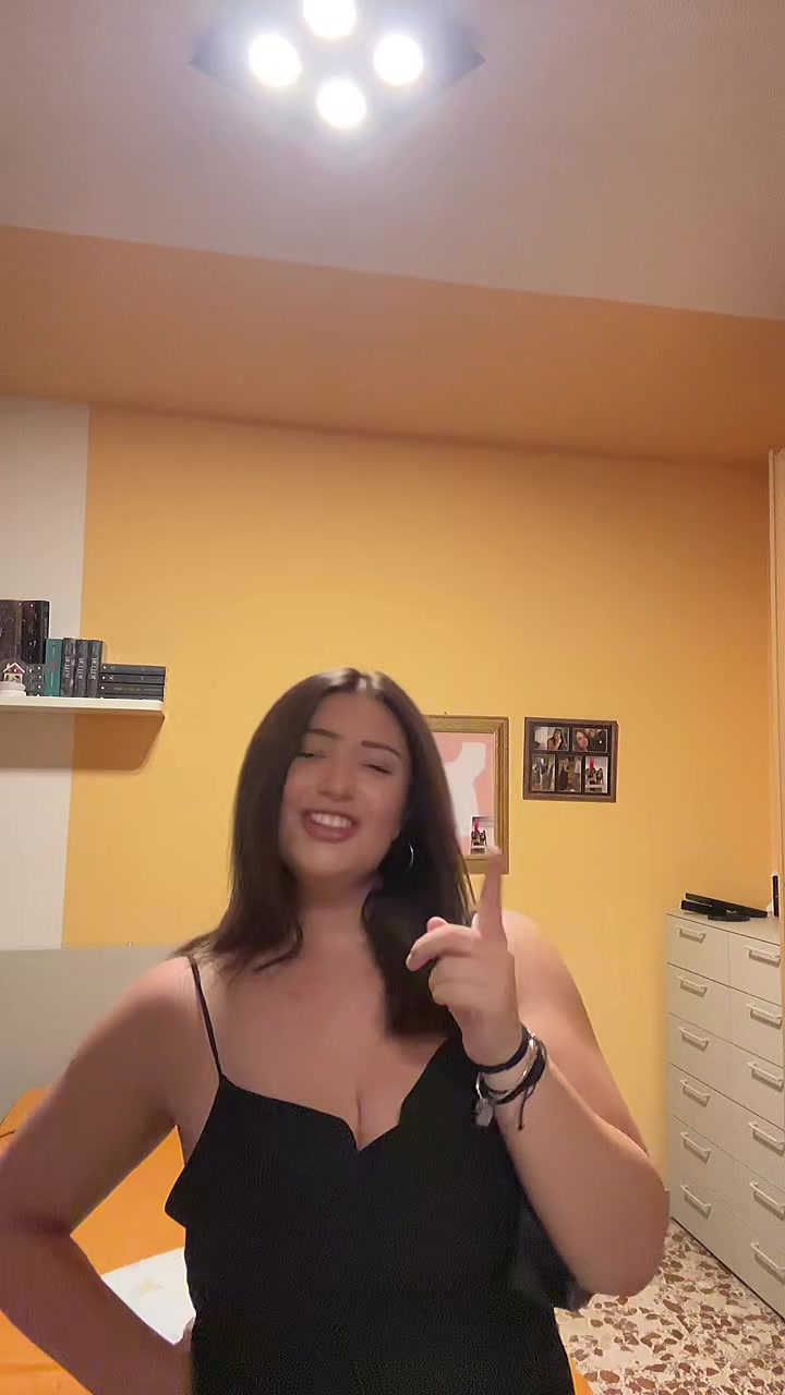 @𝓖𝓵𝓸𝓻𝓲𝓪