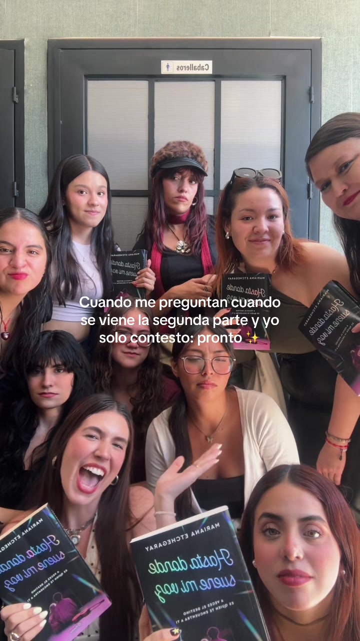 @Mariana Booker✨