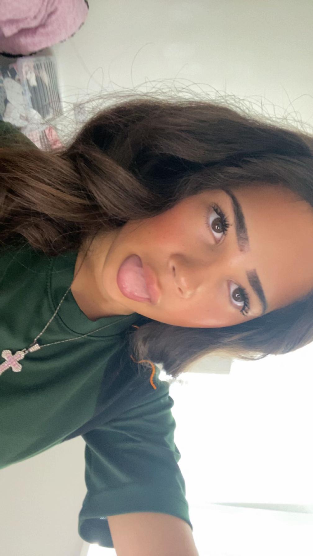 @📿👸🏽⚜️🪭🍒.