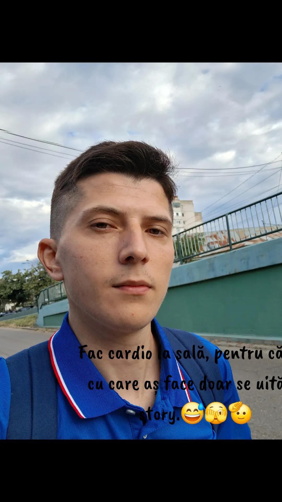 @This_is_axy