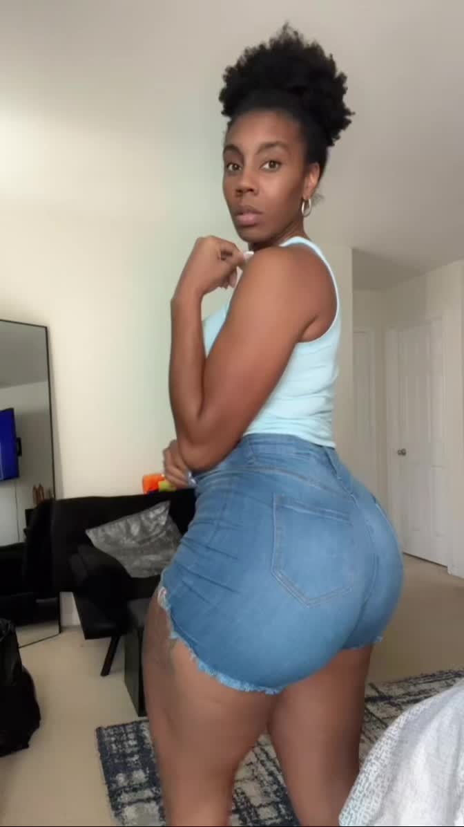 @AngieBtv
