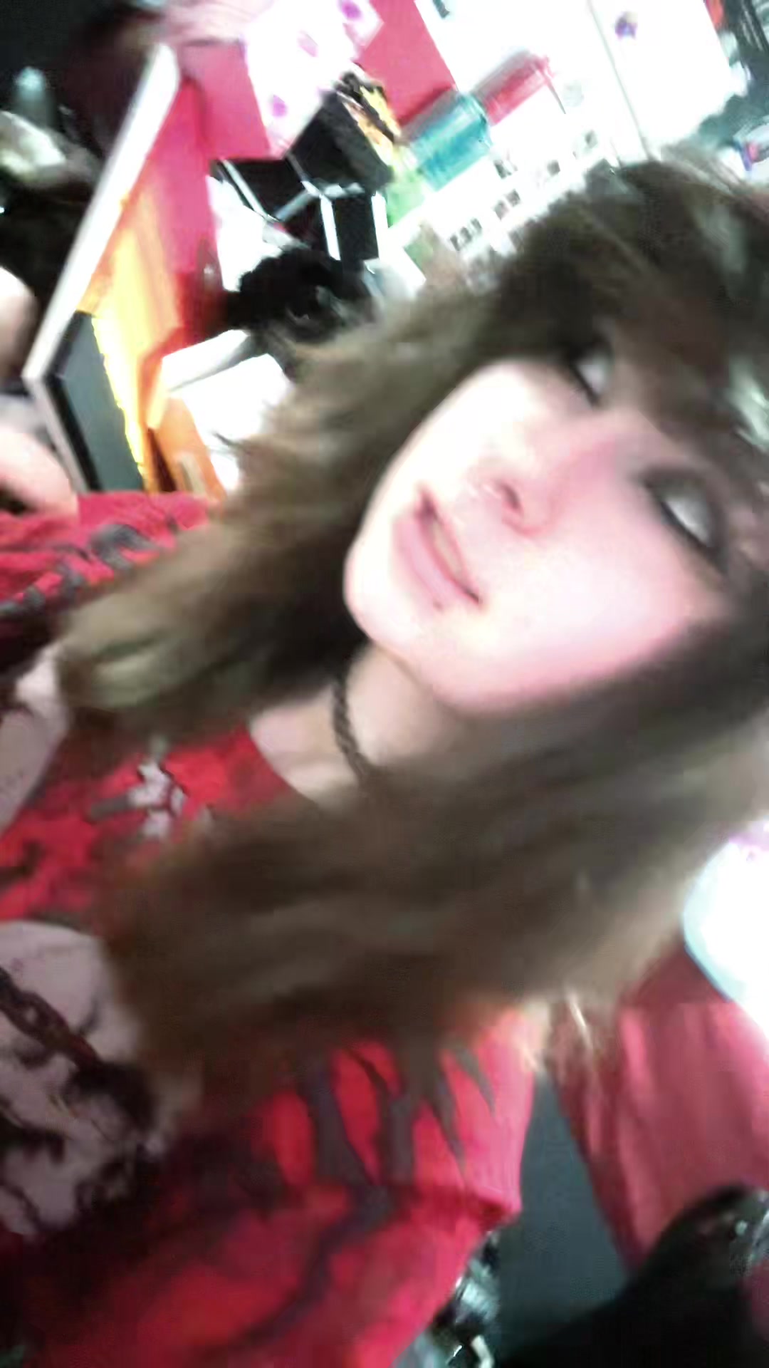 @dommi |-/ ⦻