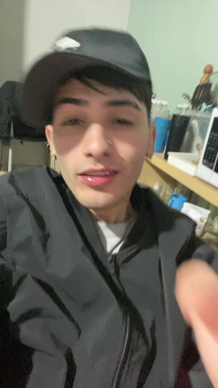 @AxelRobledo