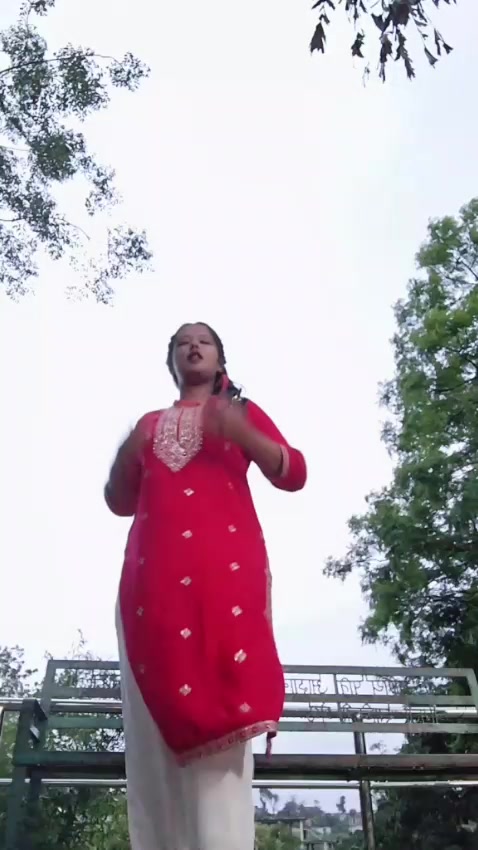 @Prakriti