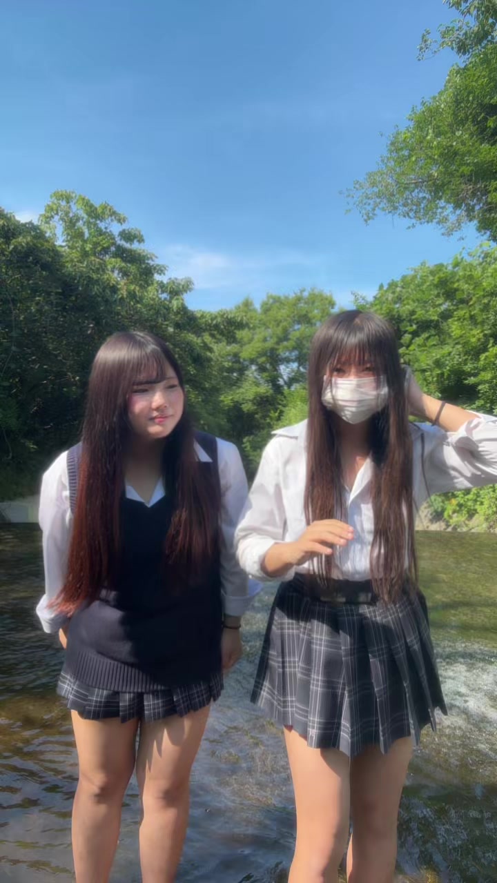@ひな