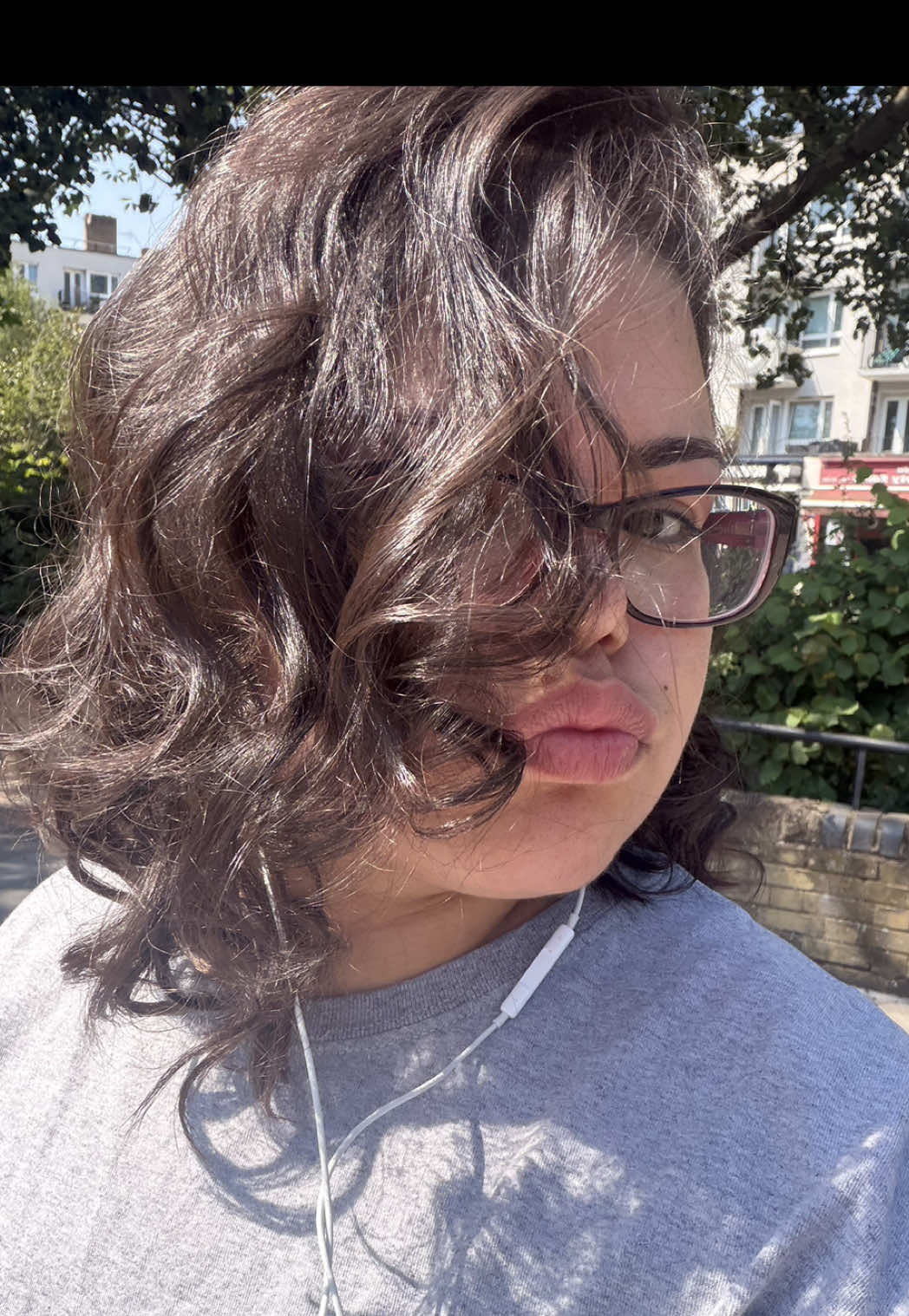 @Ananda 🦢