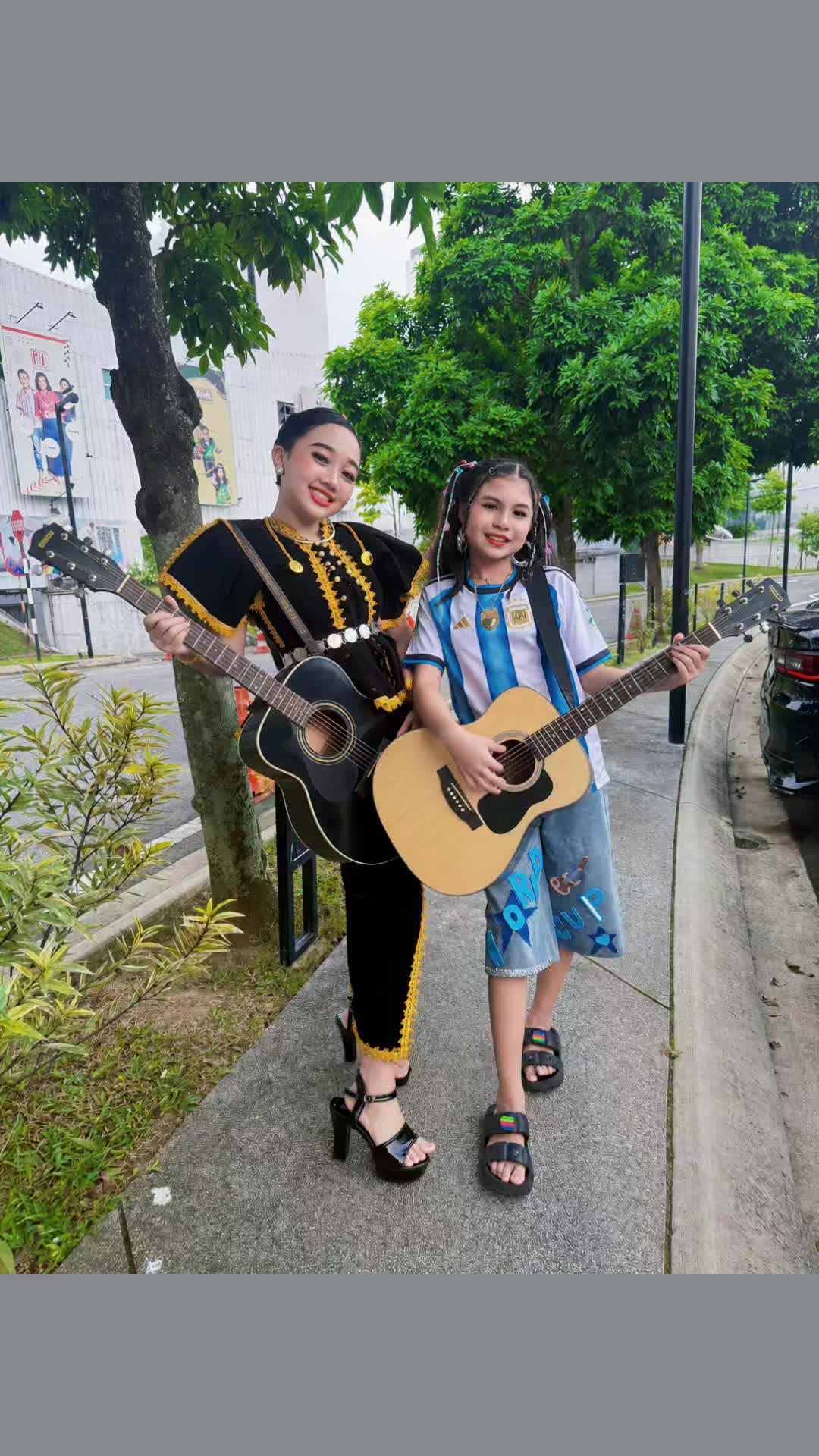 @i'm Ayu Amanda kids model💃