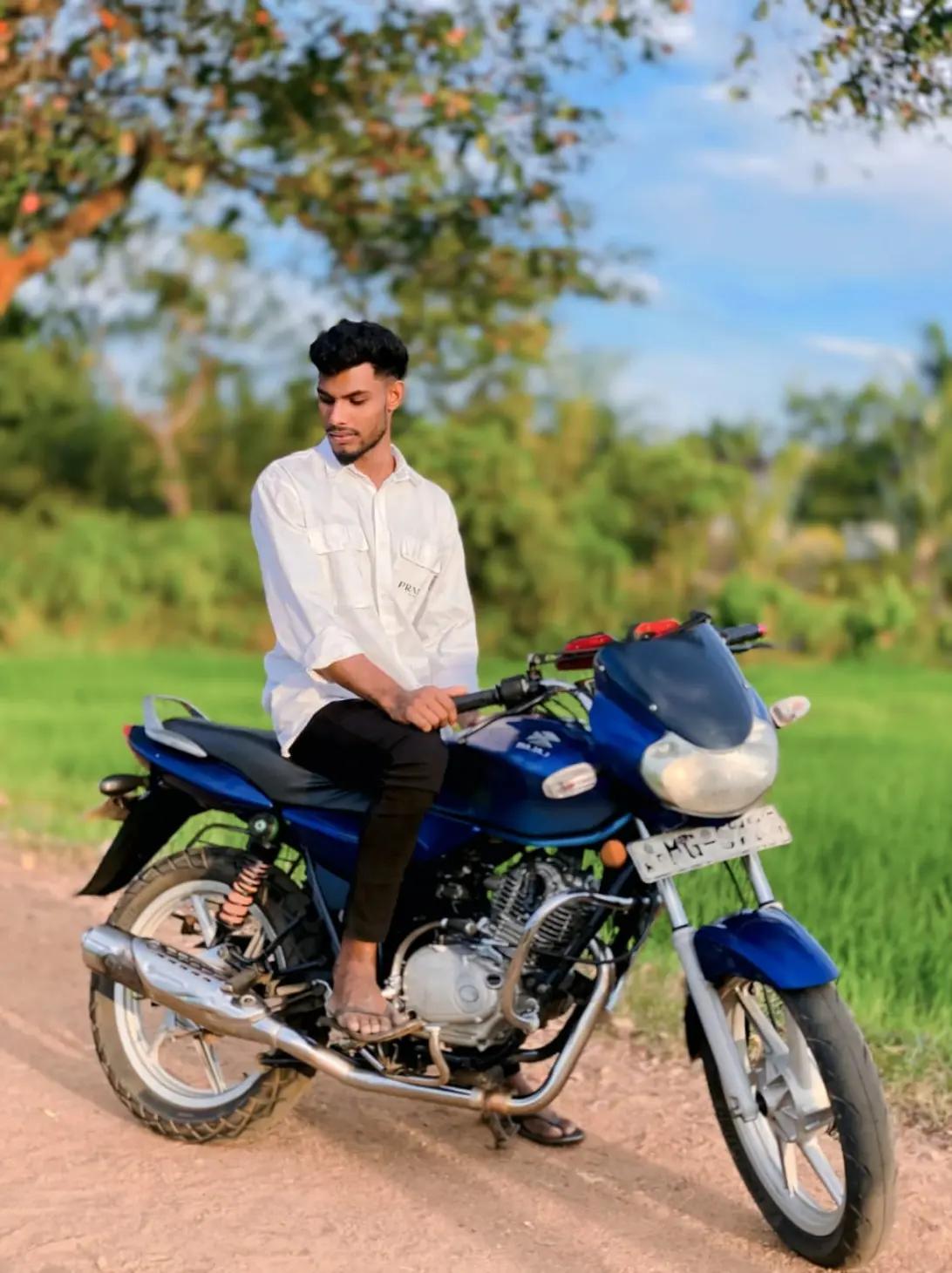 @ziyyya