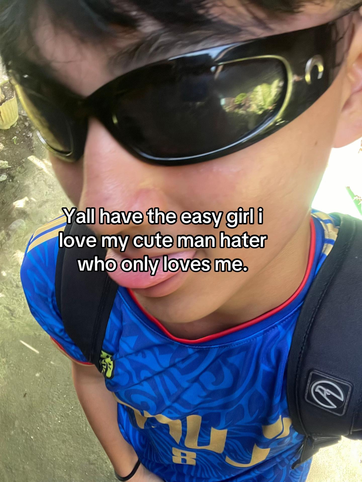 @👻