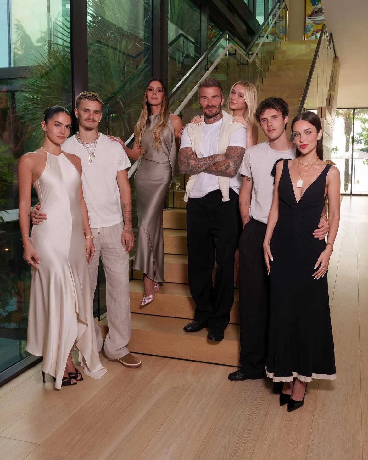 @Paris Match
