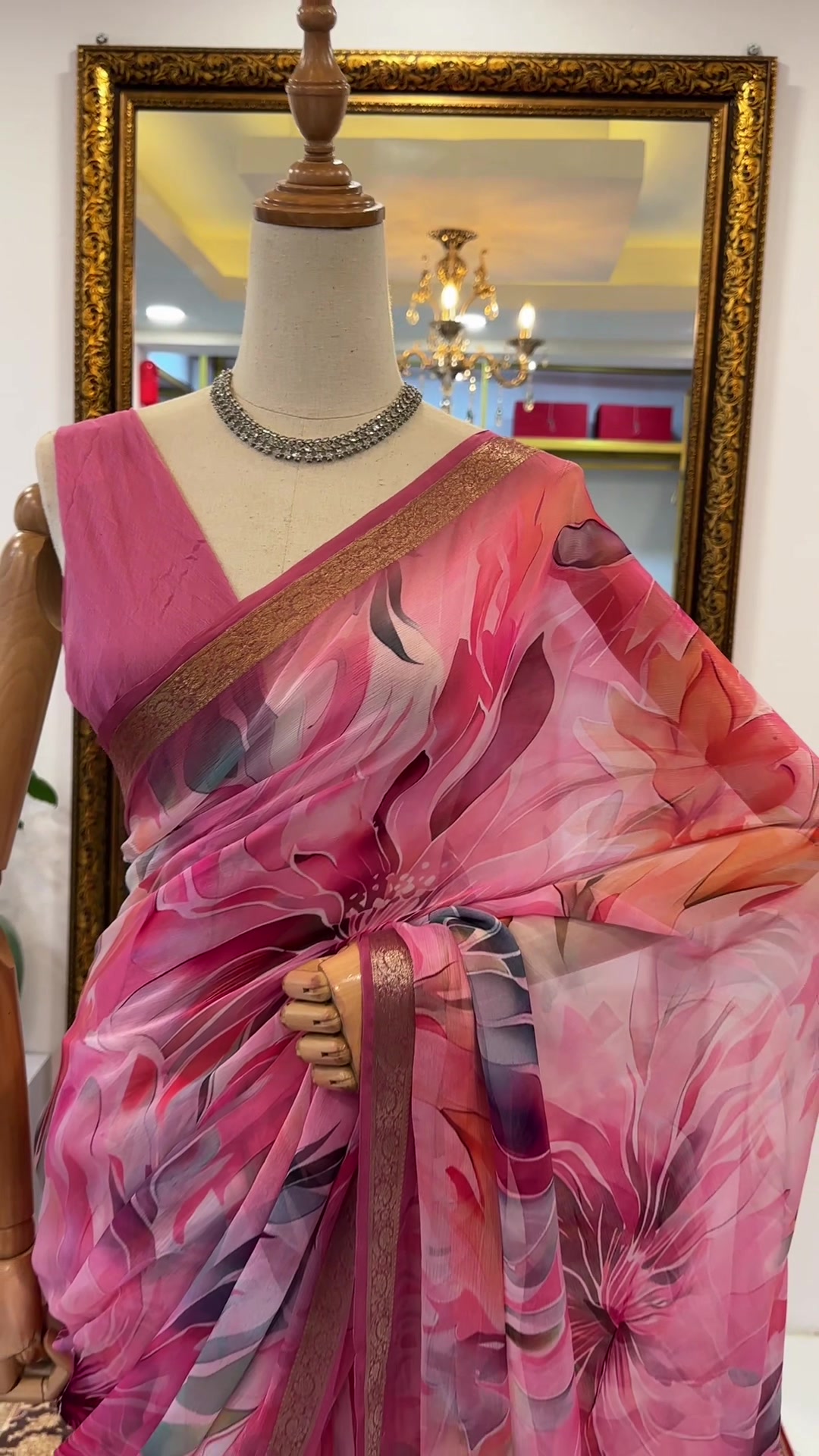 @SaayaFashioncollection3