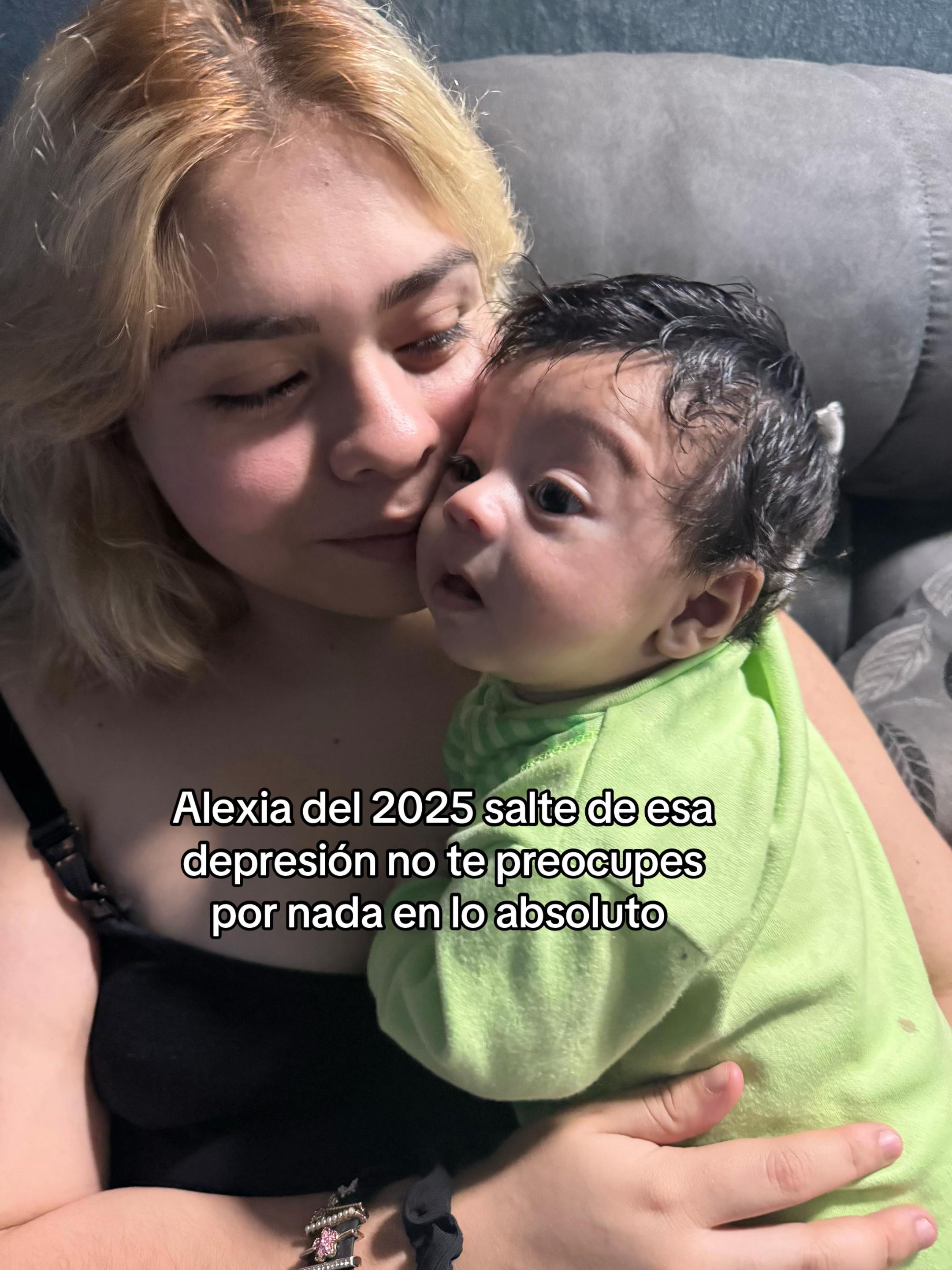 @AlexiaMorales_OF