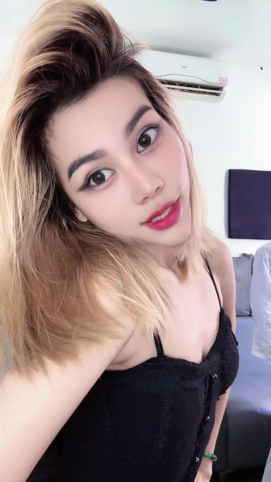@ផេកឈ្មោះ👉🏻: ងីម រ៉ាណេ