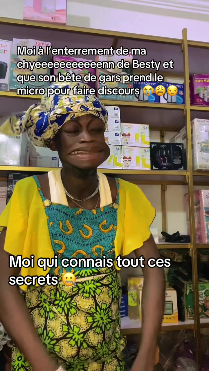 @M&Eacute;M&Eacute; JULIE L'INTERNATIONAL 🌊
