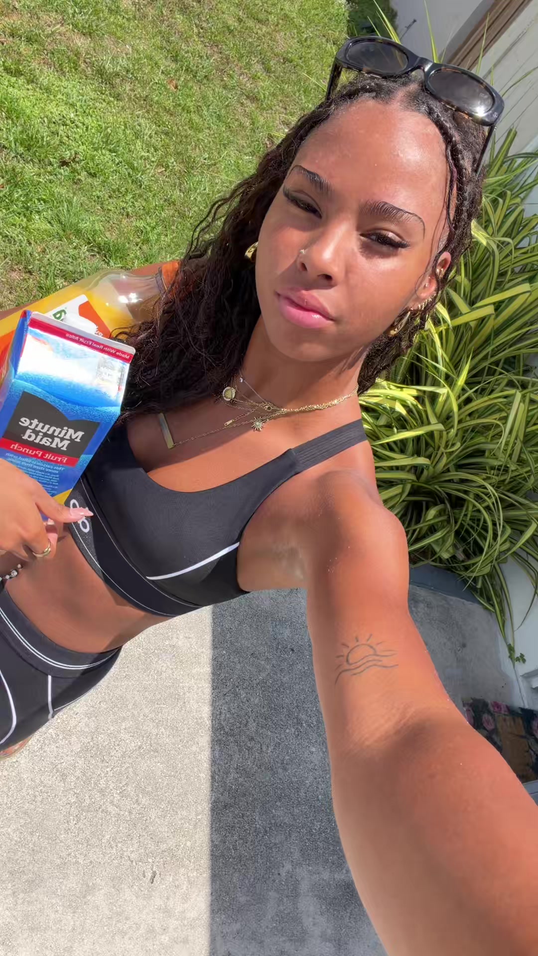 @(😝)🩷✨🧚&zwj;♀️