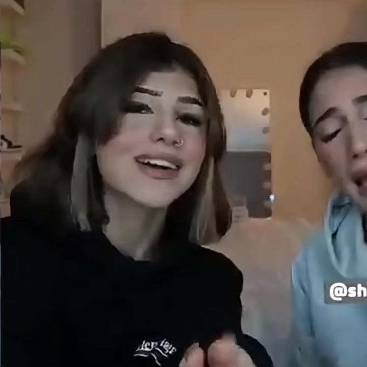 @★