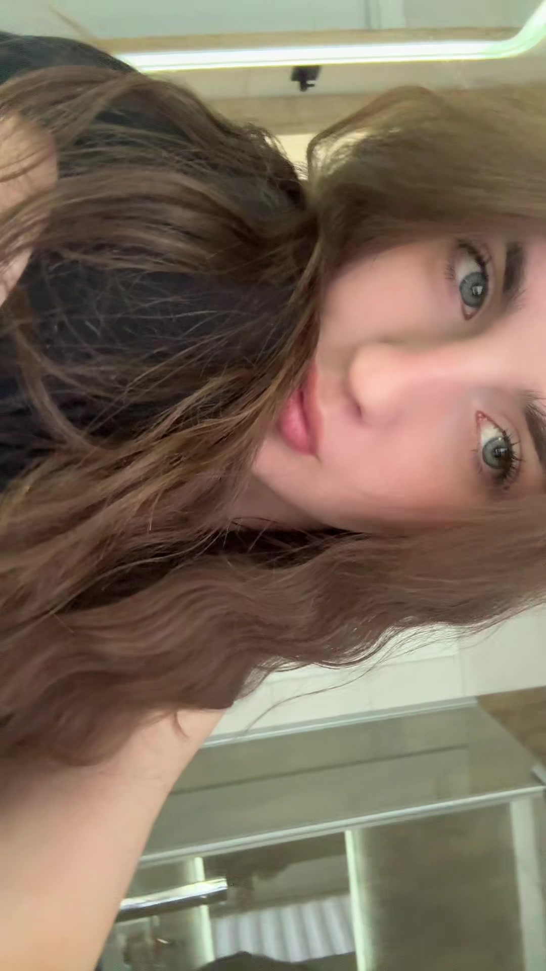@Лера