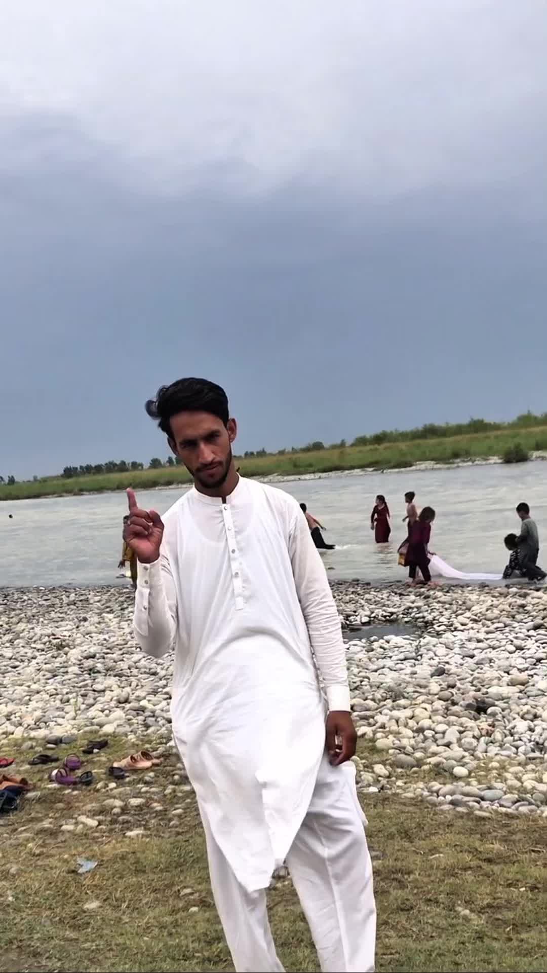 @UMAIR SWABI 📸