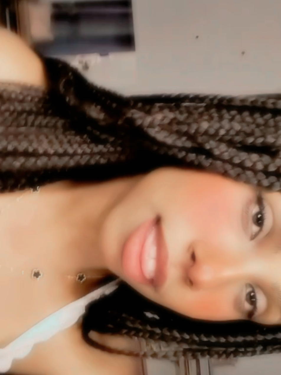 @𝓢𝓪𝓻𝓮𝓽𝓽𝓪 🌙