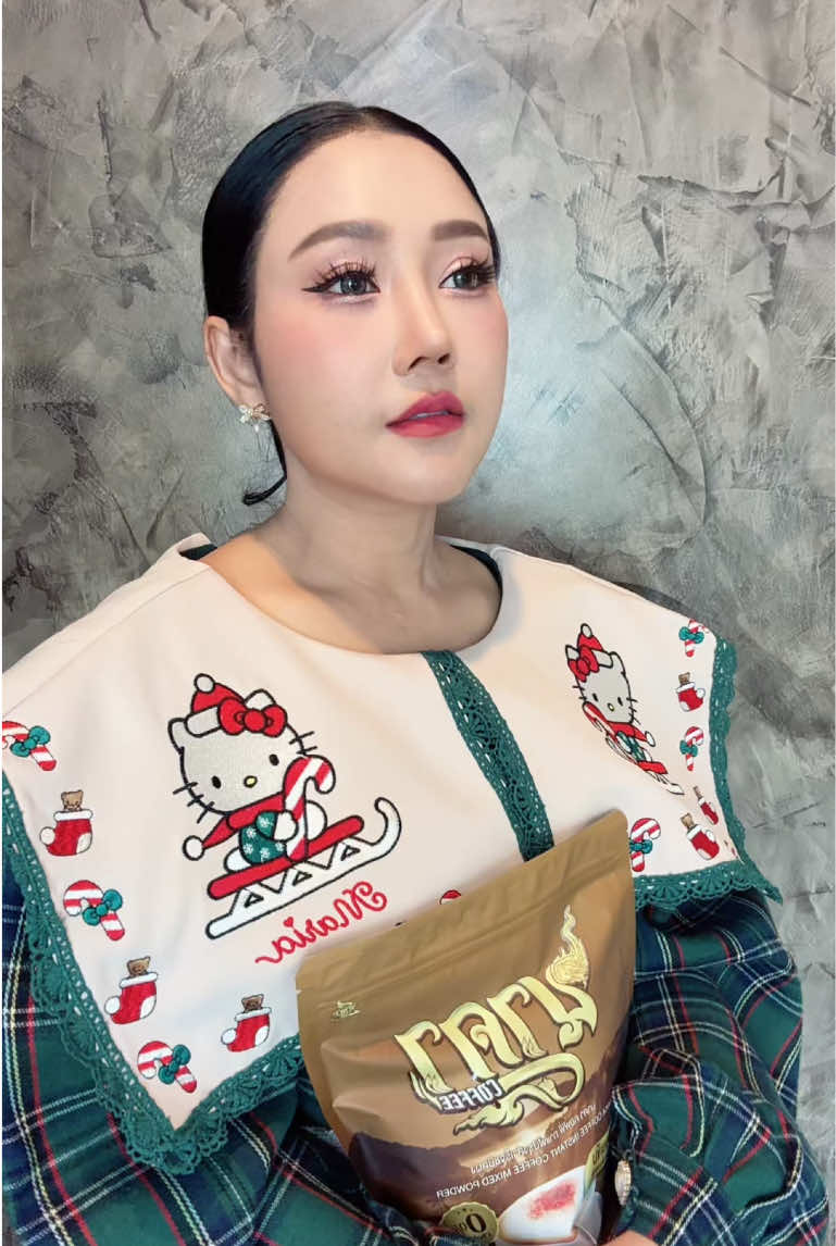 @หญิง ธิติกานต์ Official
