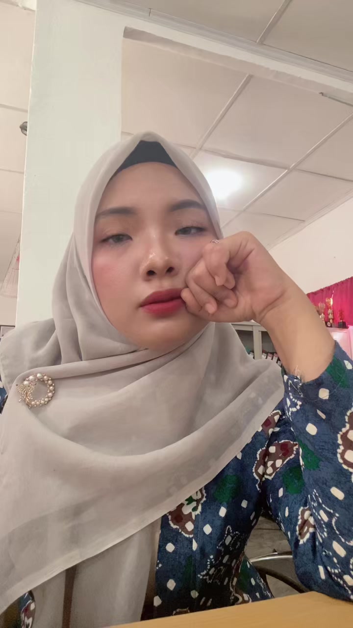 @Miss Anna
