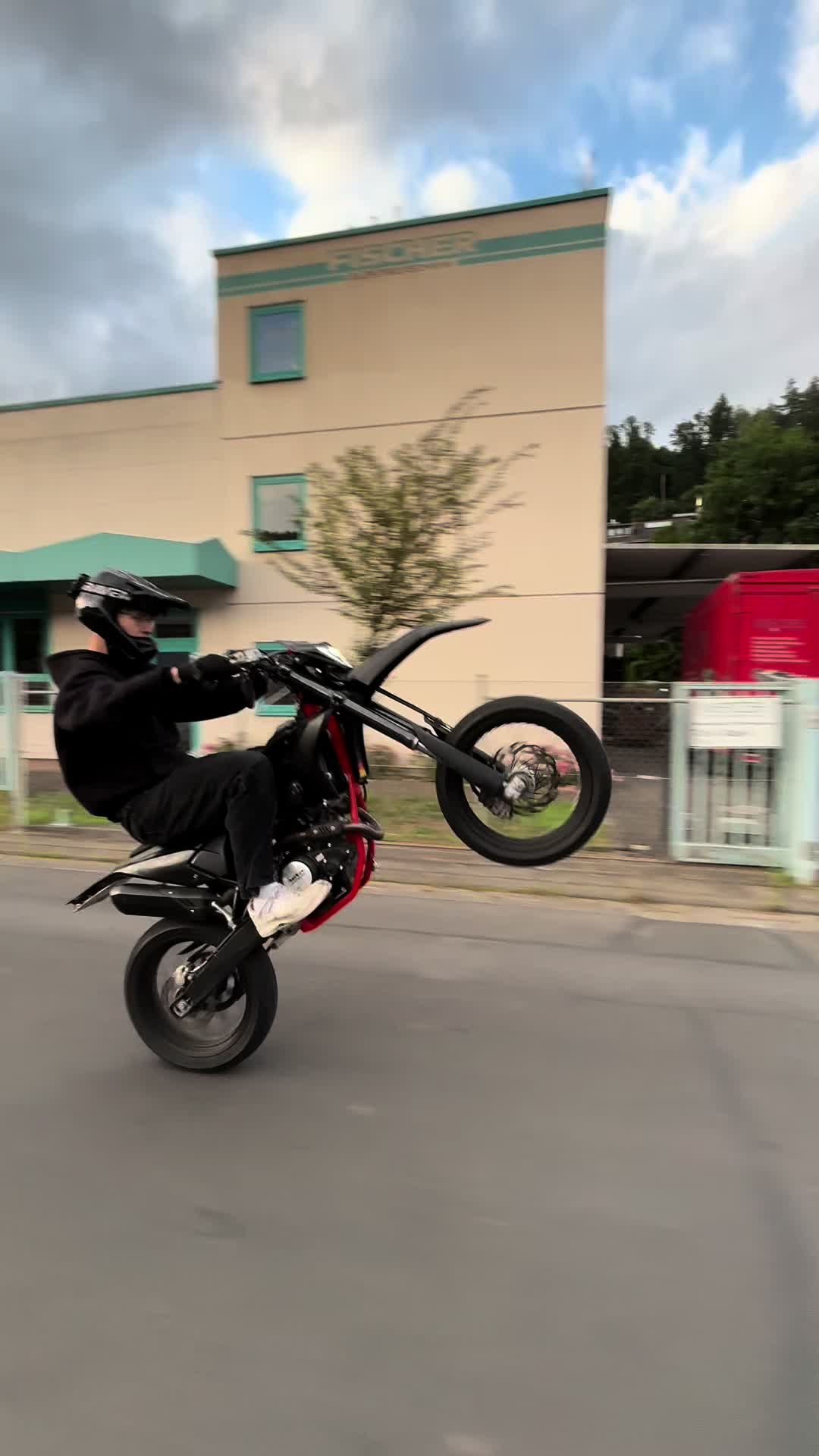 @Jakob|Supermoto🔱