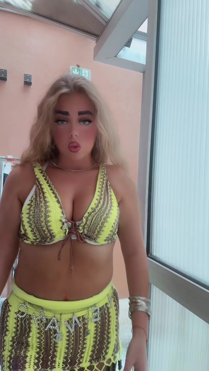 @ℬ𝓁𝒶𝒸𝓀𝒶𝓃𝓃𝓈𝒷𝒾𝒹𝒹𝓎😚
