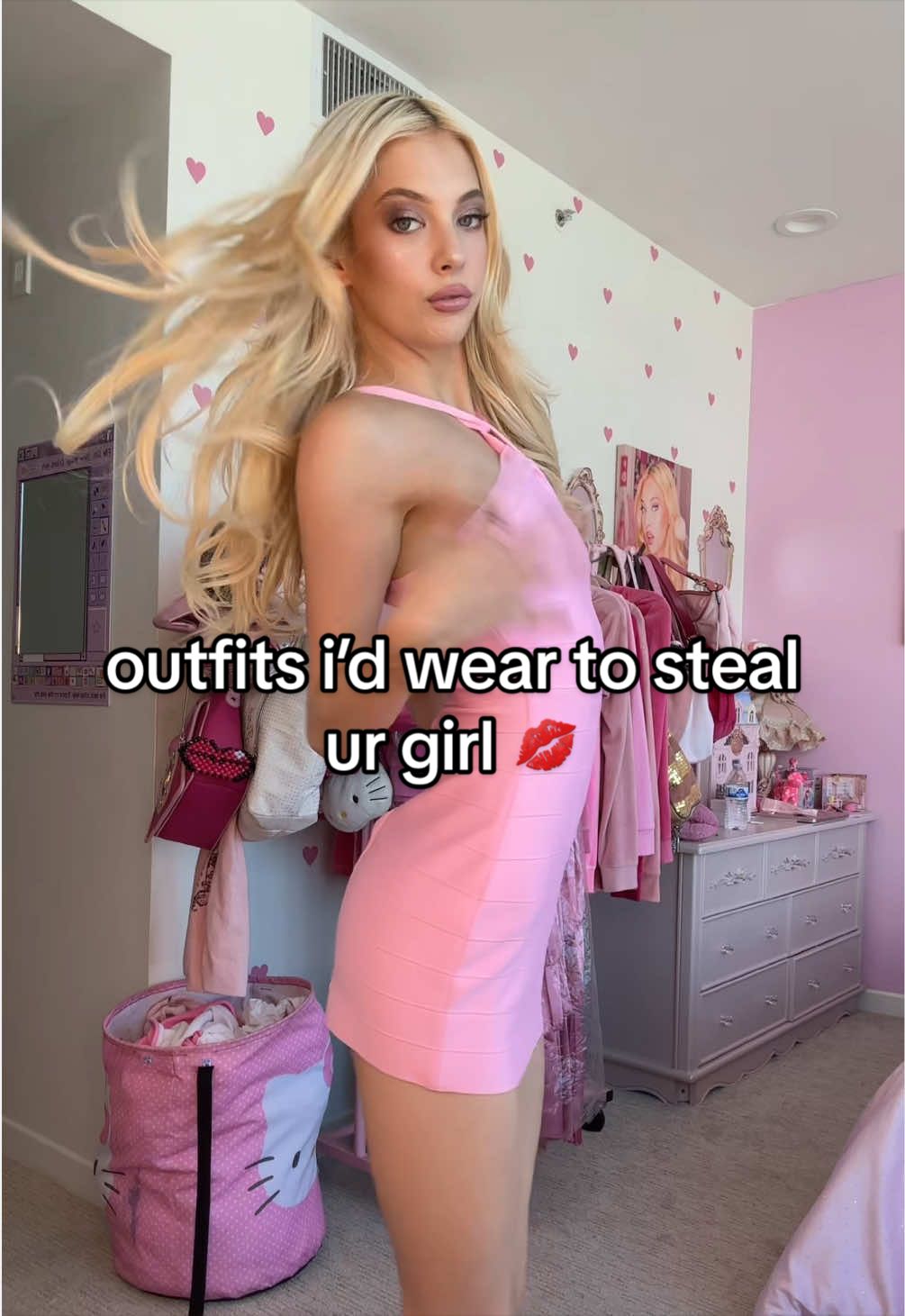 @mo